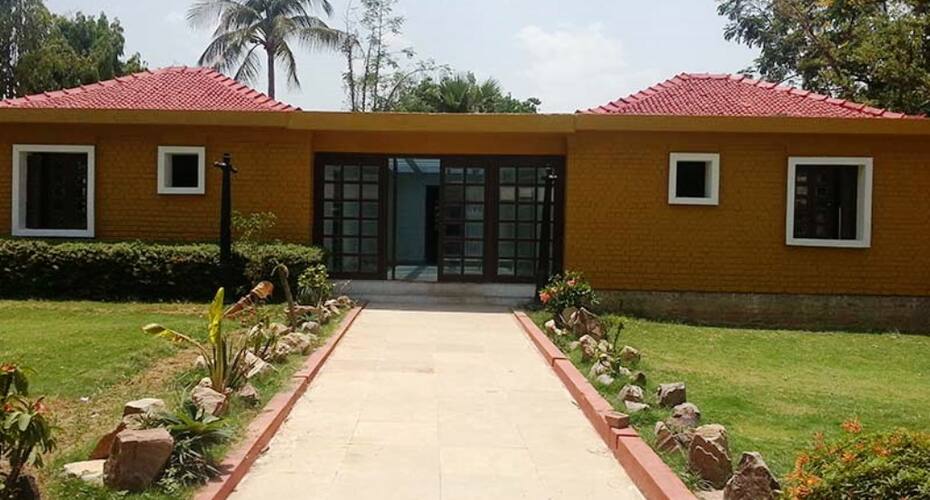 Camellia Hotel, Santiniketan, Bolpur 4